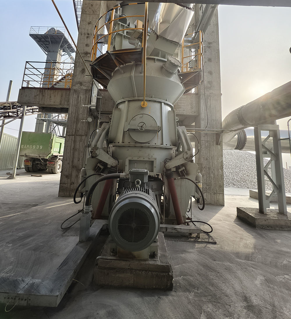 Vertical Coal Mill: High Capacity & Low Energy Consumption Vertical Grinding Mill for Mining Industry