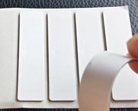 Buy cheap 860MHZ - 960MHZ PET UHF RFID Tags Passive Flexible Anti Metal Label 8 Meters from wholesalers