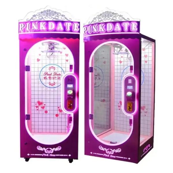50KG Customized Black Pink Date Arcade Coin Operated Games Claw Machine Prize