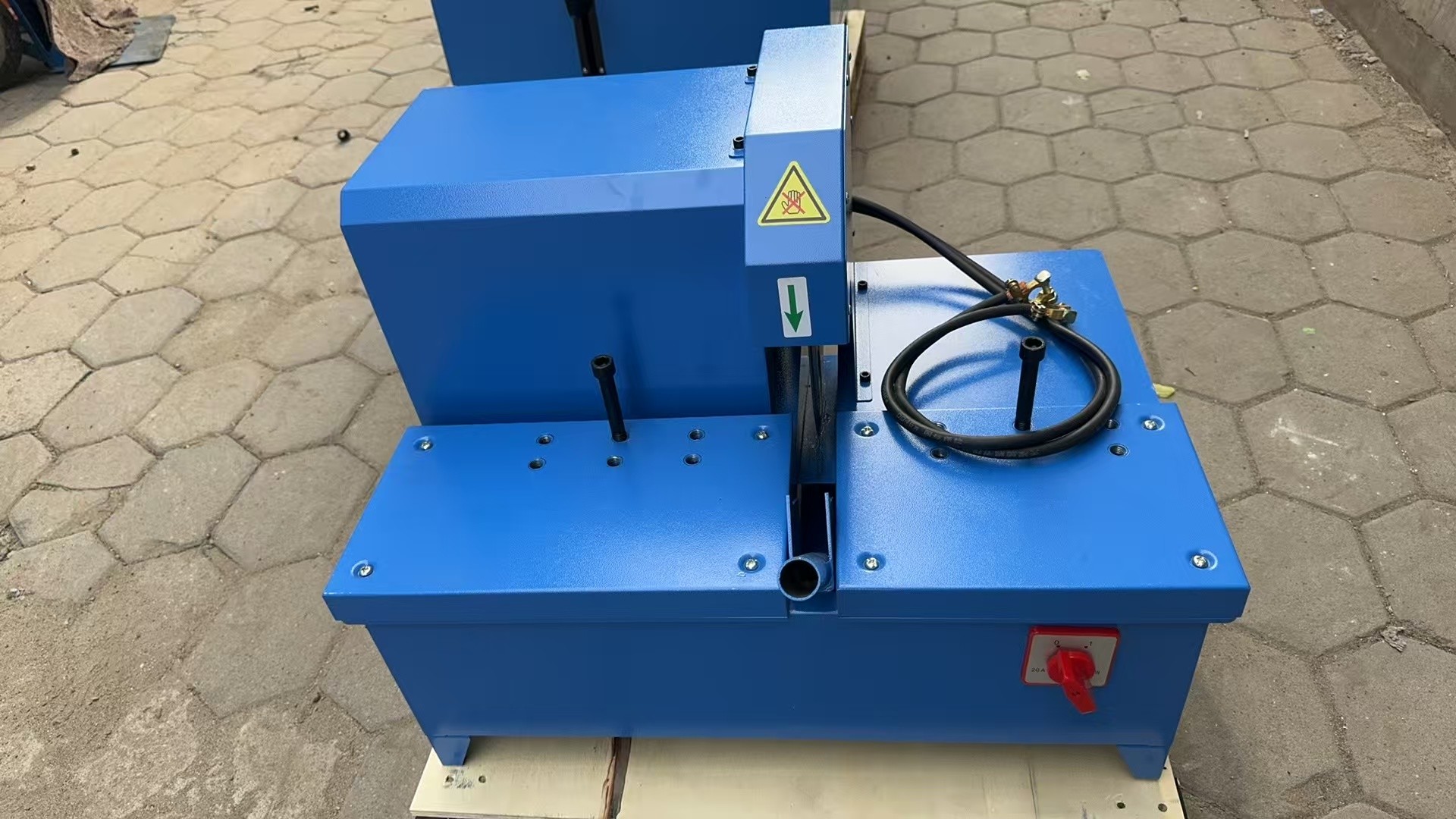 Blue Color 12v Car Loading Automatic Rubber Hose Cutting Machine 1/4"-2" Hydraulic Electric Tube Hose Cutting Machine/Hose Cutter
