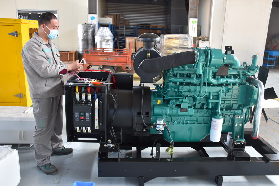 Famous Ai Power Portable Generator 250kva Diesel Generator 200kw With Cummins 6LTAA8.9-G3
