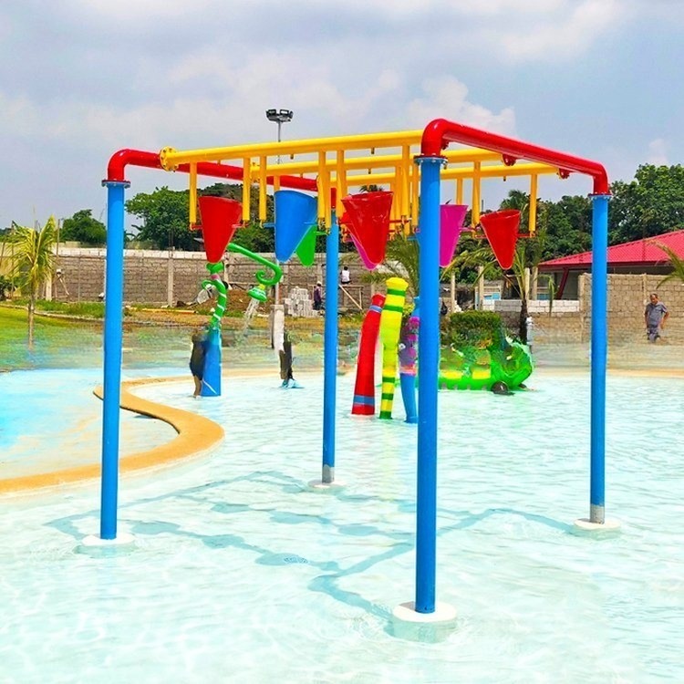 Interesting Water Park Playground with Small Water Games