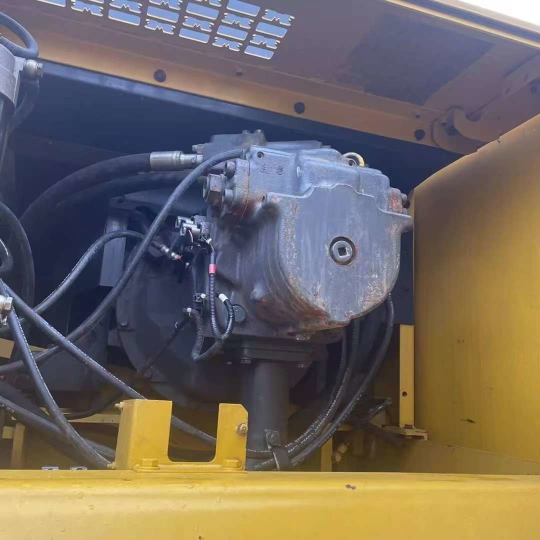 Used Komatsu PC400-8 Excavator For Sale - Excellent Condition , High Performance