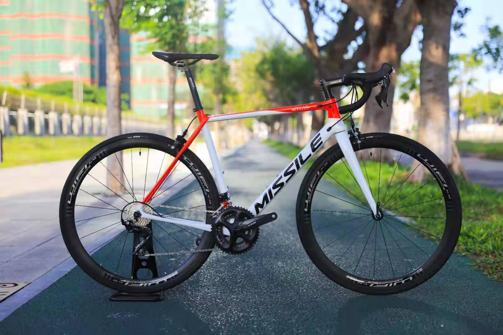 Carbon Fibre Hard Frame Road Bike For Adults And Speed Lovers
