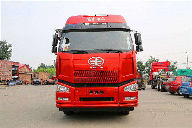 Euro 3 FAW J6P Tractor Trailer Truck / 335HP - 375HP 6x4 Tractor Unit
