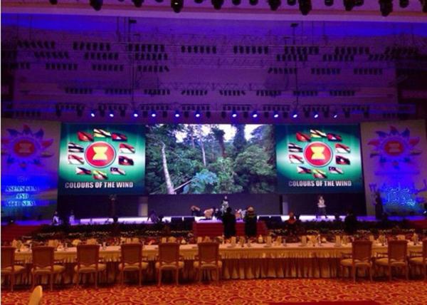 Buy cheap Shopping Mall Indoor Full Color LED Display Wall P10 With Dual Power Supply from wholesalers