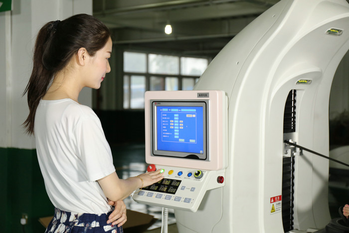 Buy cheap High Power Back Decompression Machine Decompression Traction System product
