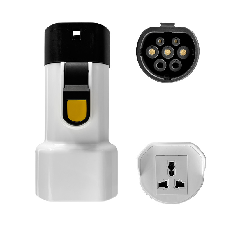 GBT V2L EV Discharge Adapter Gun IP 55 3.5kw Condition Vehicle Charging V2L Charger with Outdoor Camping Extended Plug Socket