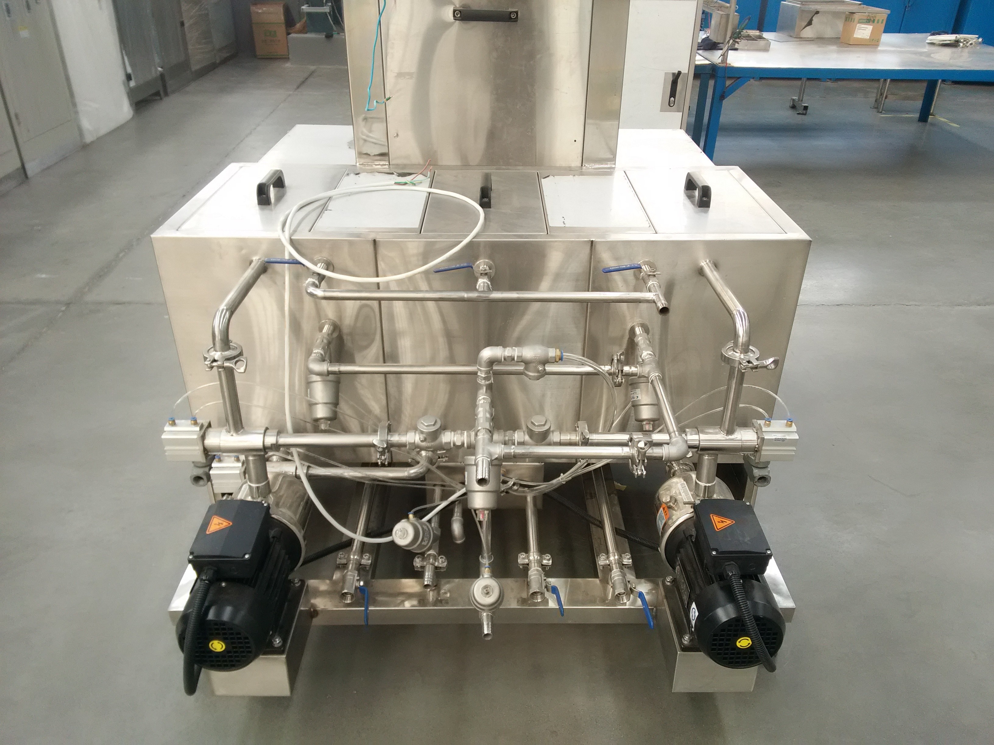 High Capacity Beer Filling Machine Brewery Bottling Line Power AC50Hz 220V