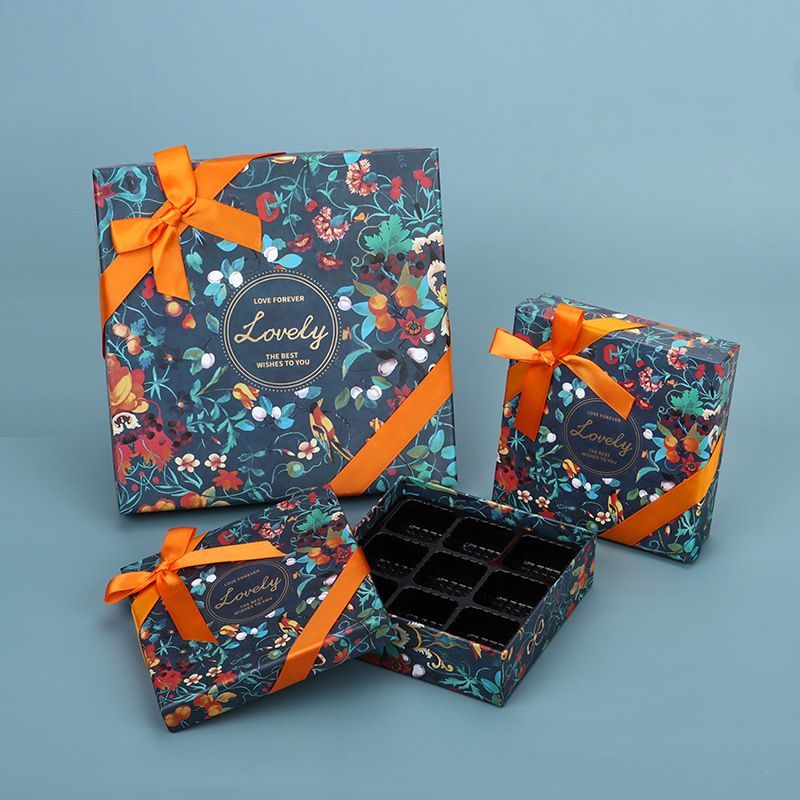 Eco Friendly Pink Party Chocolate Cookie Kraft Paper Boxes Dessert Box Chocolate Packaging Gift Magnetic Box with Dividers
