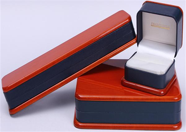 Buy cheap Fashional Women'S Jewelry Box , Durable Presentation Gift Bracelet Gift Box from wholesalers