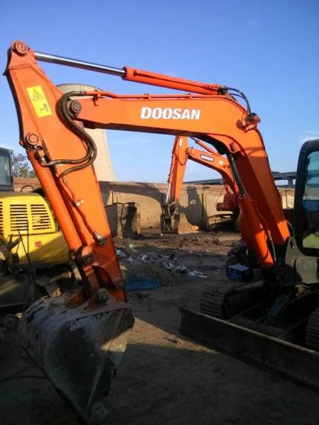 Buy cheap Used doosan dh60-7 excavator for sale from wholesalers