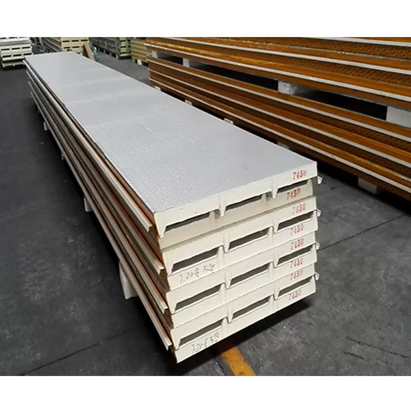 Clean and Tidy Exterior Wall Sandwich Panels Produced with PU Polyurethane Core Material