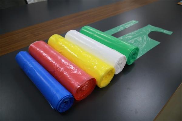 Buy cheap Polythene Plastic Disposable Medical Aprons On Roll Single Use Hygiene from wholesalers
