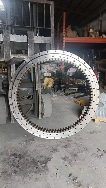 Buy cheap Hitachi EX150-5 Excavator Spare Parts 9146953 Slew Bearing Manufactured With Steel Material from wholesalers