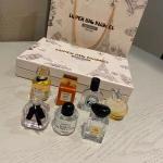 Perfume Gift Rigid Packaging Box Reusable Matt Lamination Printing