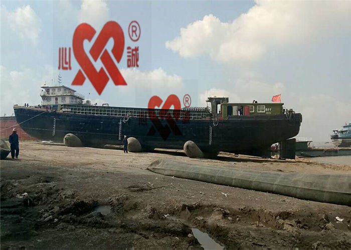 Cylindrical Shape Ship Launching Airbags High Pressure 24 Months Warranty