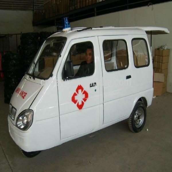 800W Closed Ambulance Motorized Tricycle for 4 People in Africa Passenger Drum