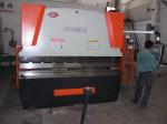 Metal Frame Cnc Sheet Metal Brake Machine 125 Ton 2500mm/3200mm/4000mm