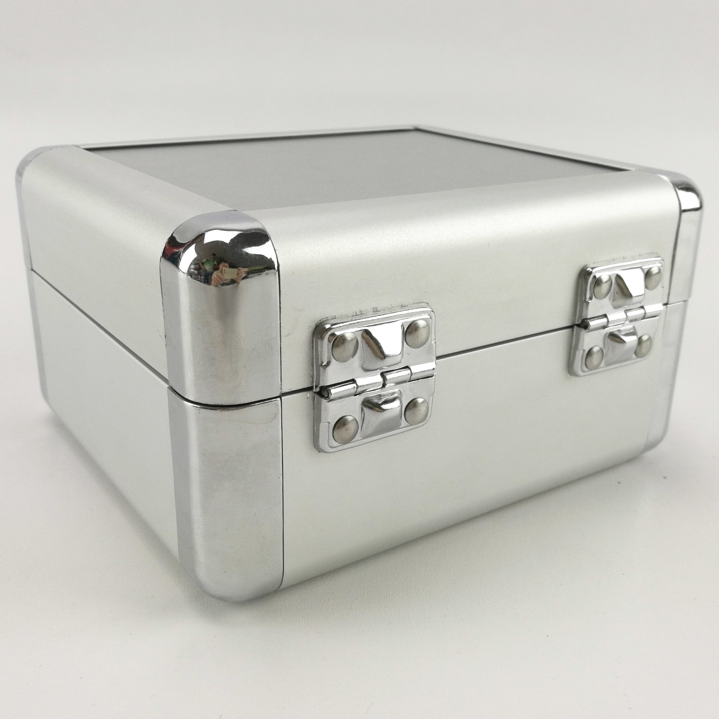 Middle Aluminium Storage Box 90 Degree Open Small Aluminum Empty Case