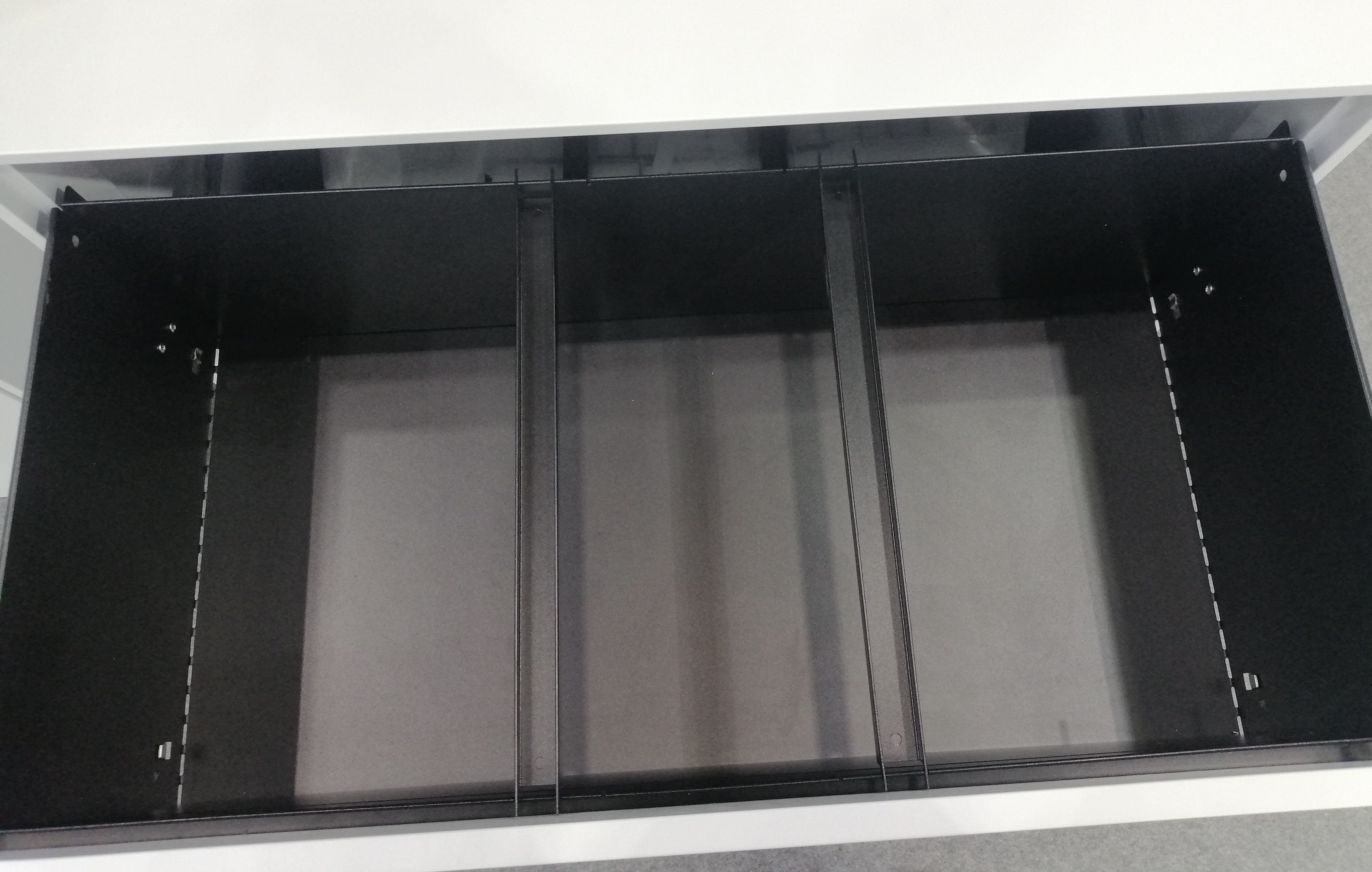 SPCC Material Lateral 3 Drawer Filing Cabinet Office Knocked Down 1085mm Height