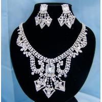 Buy cheap wedding rhinestone jewelry high quanlity jewelry supplier manufactuer pai crown product