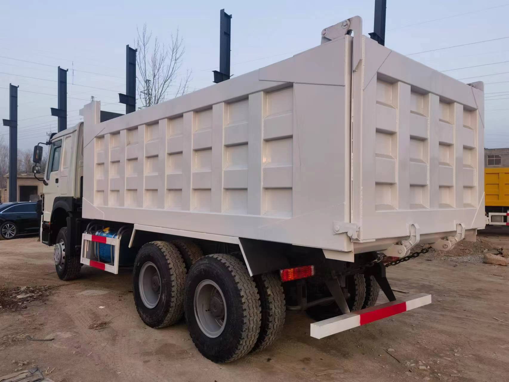 Market Segement Mining Transportation Sino Truck Howo 6x4 30tons Used Tipper Dump Truck