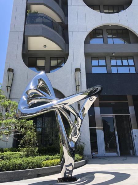 Buy cheap Butterfly Wing Outdoor Metal Sculpture , Customized Metal Art Garden Sculptures from wholesalers