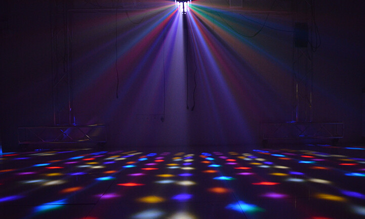 4*3W RGBW LED Derby Light Multi Coloured Strobe Disco Lighting 28*22*24cm