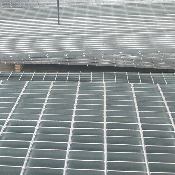Buy cheap Industrial Platform Walkway 3.0MM Thickness Stainless Steel Grating from wholesalers