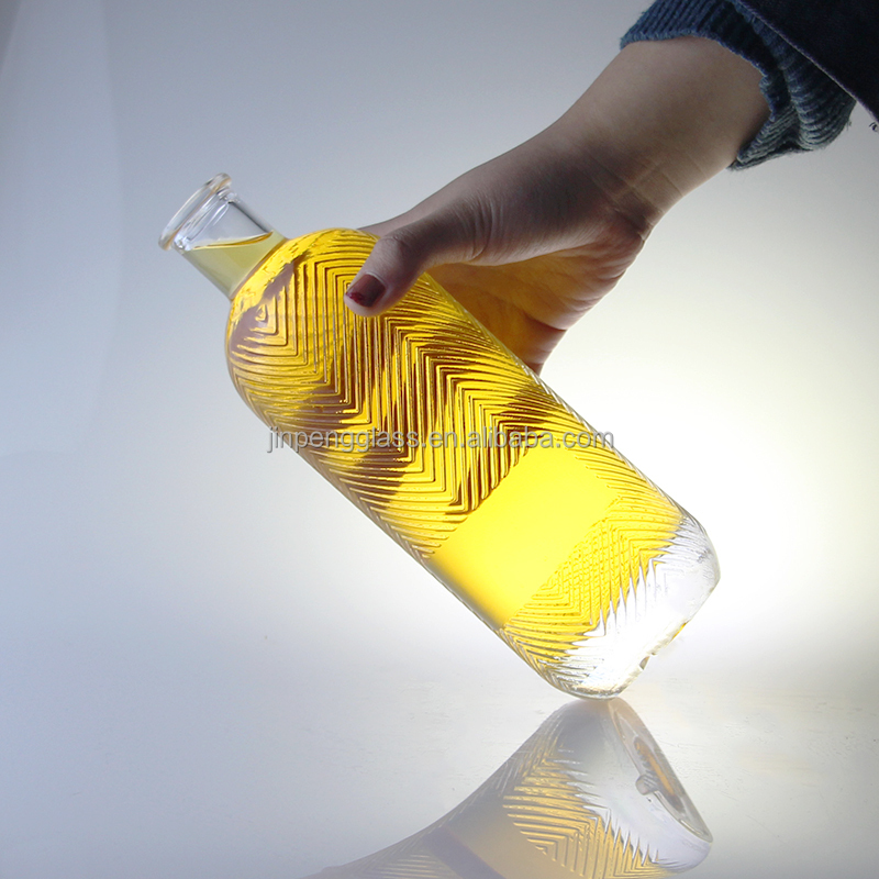 Transparent 750ml Capacity Extra Flint Engraving Glass Bottle With Cork With 500ml Capacity