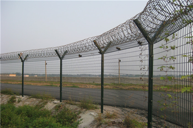 Fence Post Welded Mesh Airport Security Wire Mesh Fence With Razor Wire