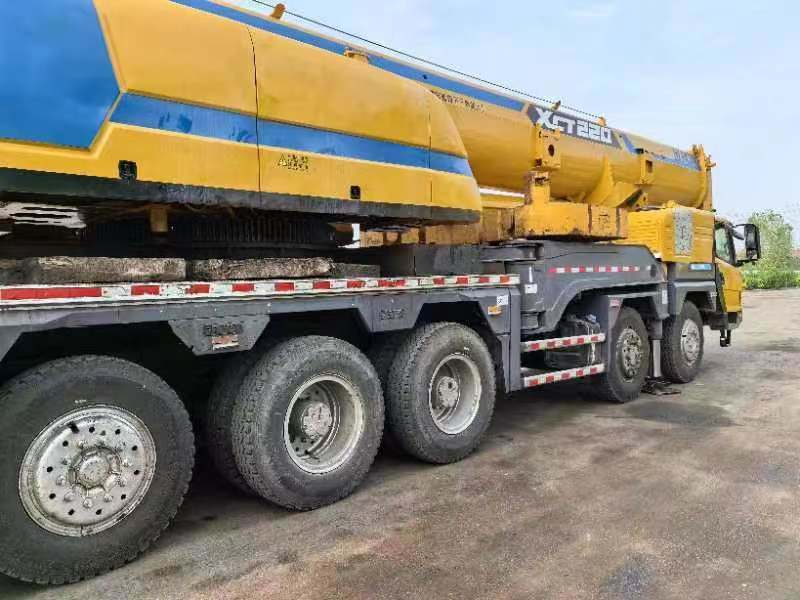 Xc Mg Used Car Crane 130 Tons Hydraulic Mobile Crane Price Is Good