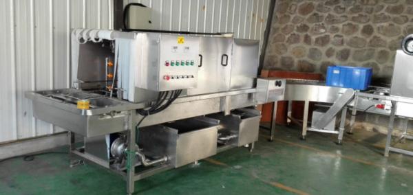 Buy cheap Crate Washing Machine Fruit Canning Equipment Stable Operation For Disinfection from wholesalers