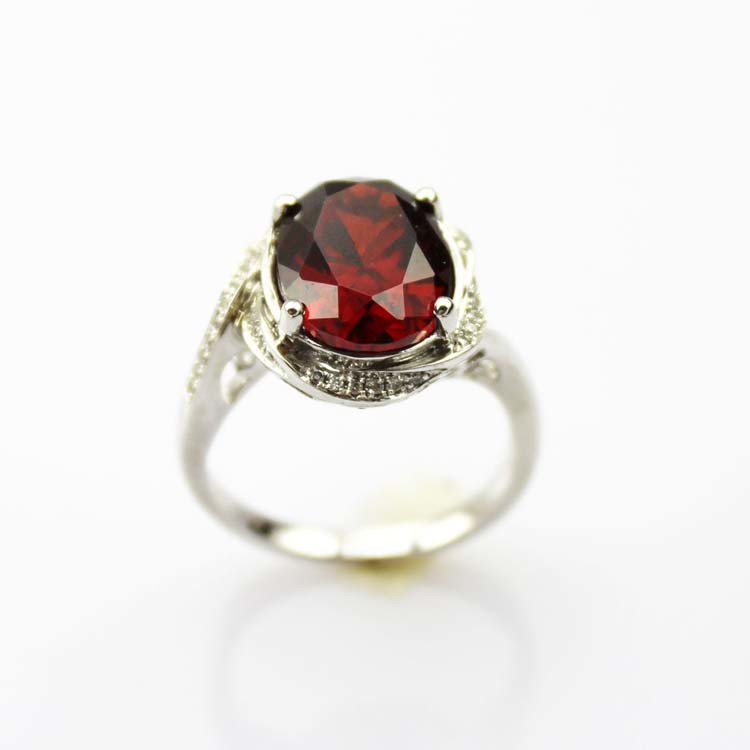 Sterling Silver 9mm x11mm Oval Garnet Cubic Zircon Gemstone Ring(R276)