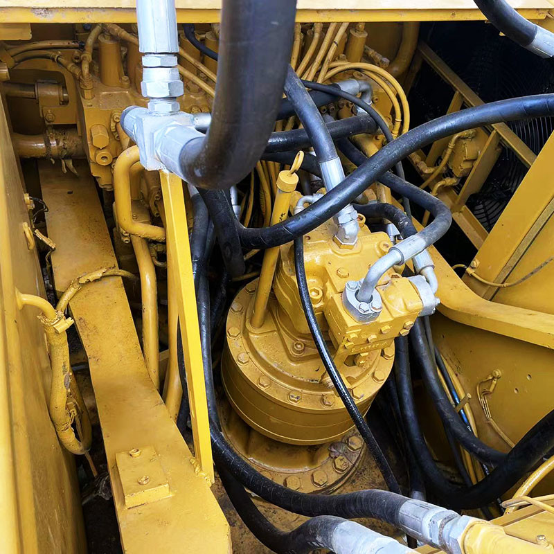 Used Caterpillar 325C Excavator 25ton Weight 1.5m3 Bucket Second Hand Caterpillar Equipment