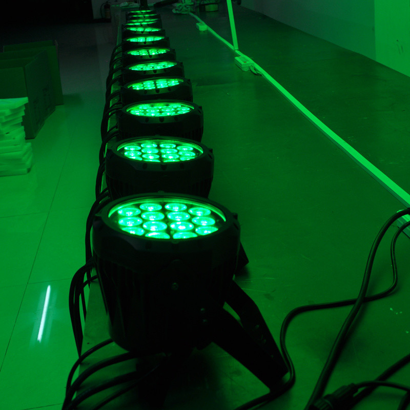 14*3W 3in1 Showtec Spectral M800 IP67 RGB Tri Outdoor LED Par 64