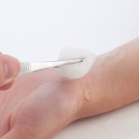 Buy cheap High Absorbency Sterile 0.75g 1g Medical Cotton Ball product