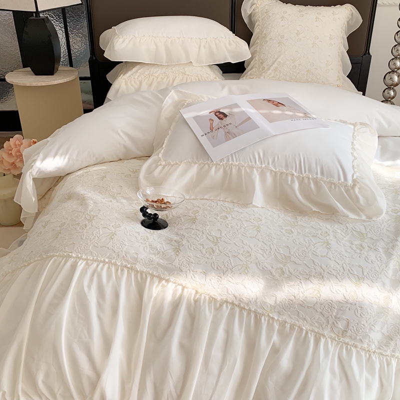 4PCS Fluffy Duvet Quilt Bedding Set Solid Pattern Luxury Bed Sheet Set Comforter Bedding