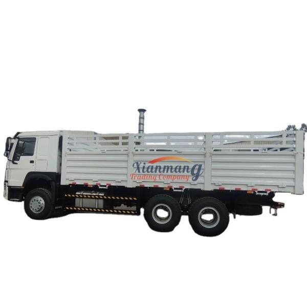 Buy cheap 371hp Diesel Howo Cargo Truck , Sinotruk 6*4 10 Wheelers Used Cargo Truck from wholesalers