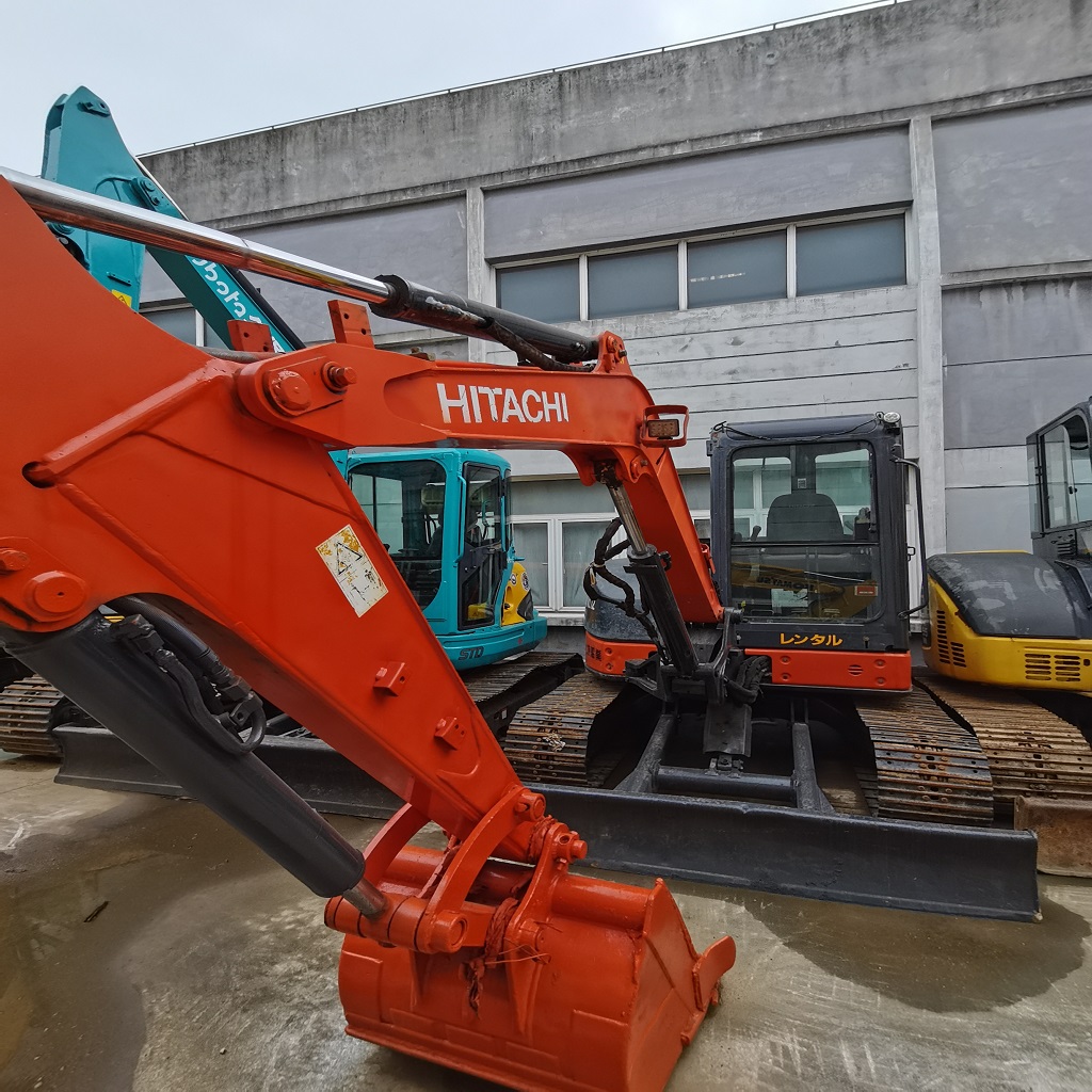 Used HITACHI ZX50 5 ton used small mini ZX50 excavator from Japan