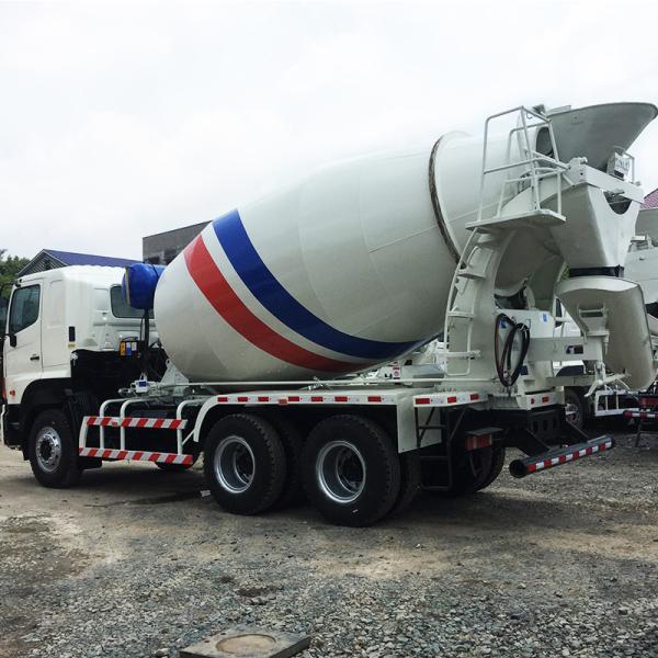 Buy cheap High Standard 10CBM Second Hand Truck Mixer , HINO 700 Truck Refubished from wholesalers