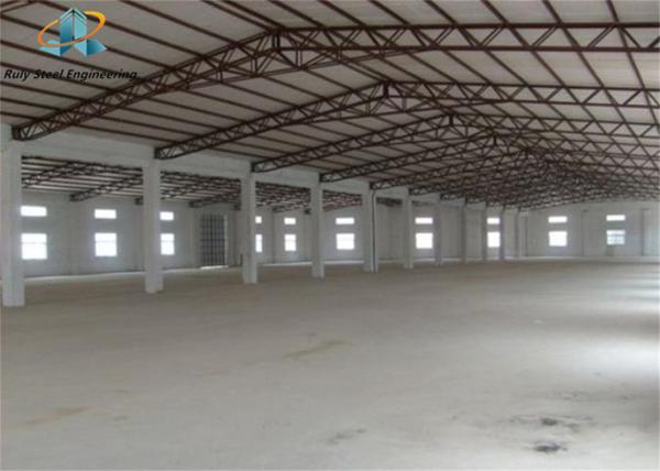 4000 Sq Meters Steel Structure Building Warehouse with EPS / Rock Wool/PU/Fiber