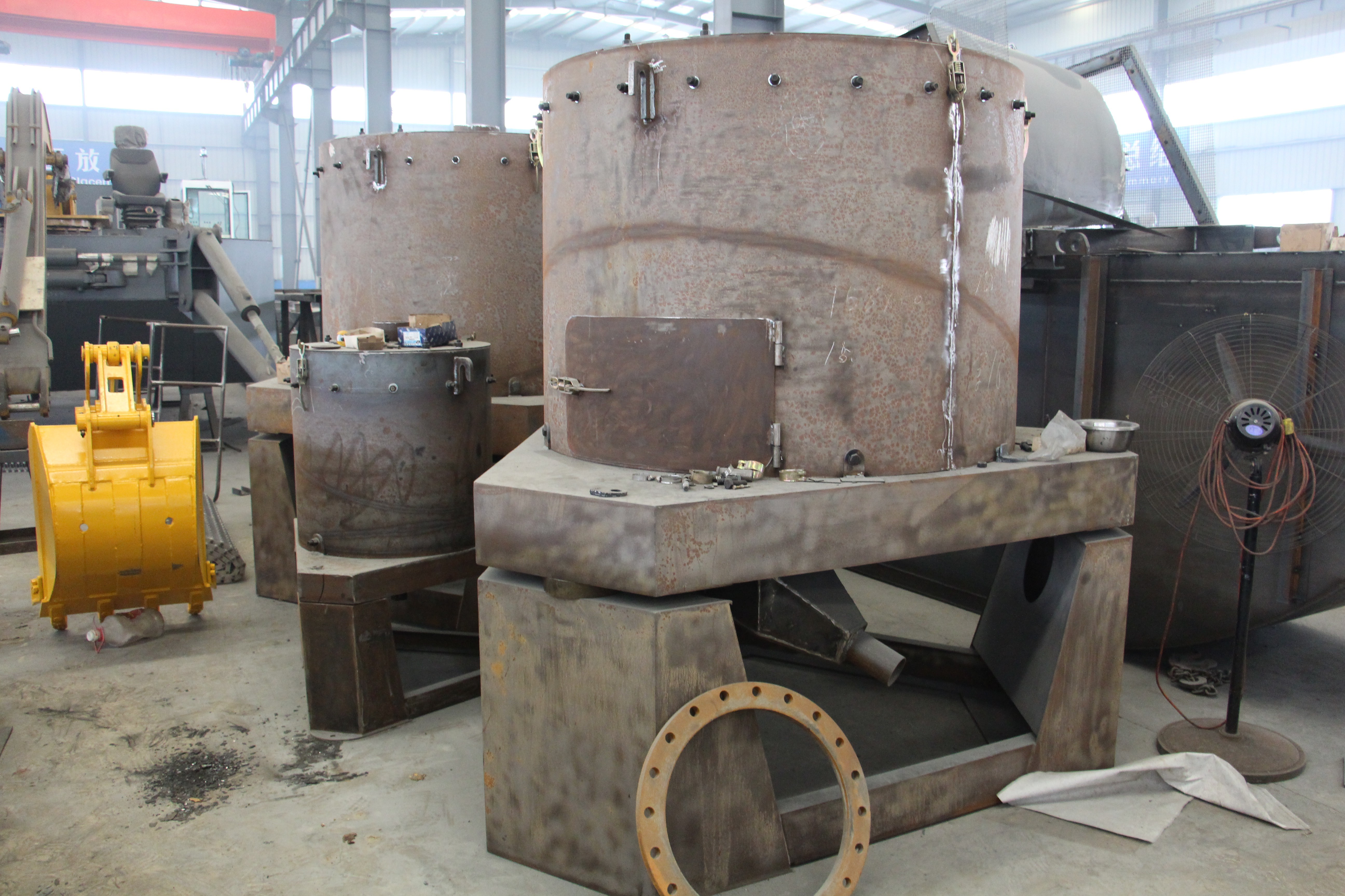 keda centrifugal concentrator Carbon steel material 25 ton per hour centrifugal machine for gold mining selection