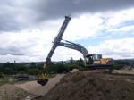 Excavator Telescopic Long Arms With Hydraulic Clamshell Bucket For Foundation