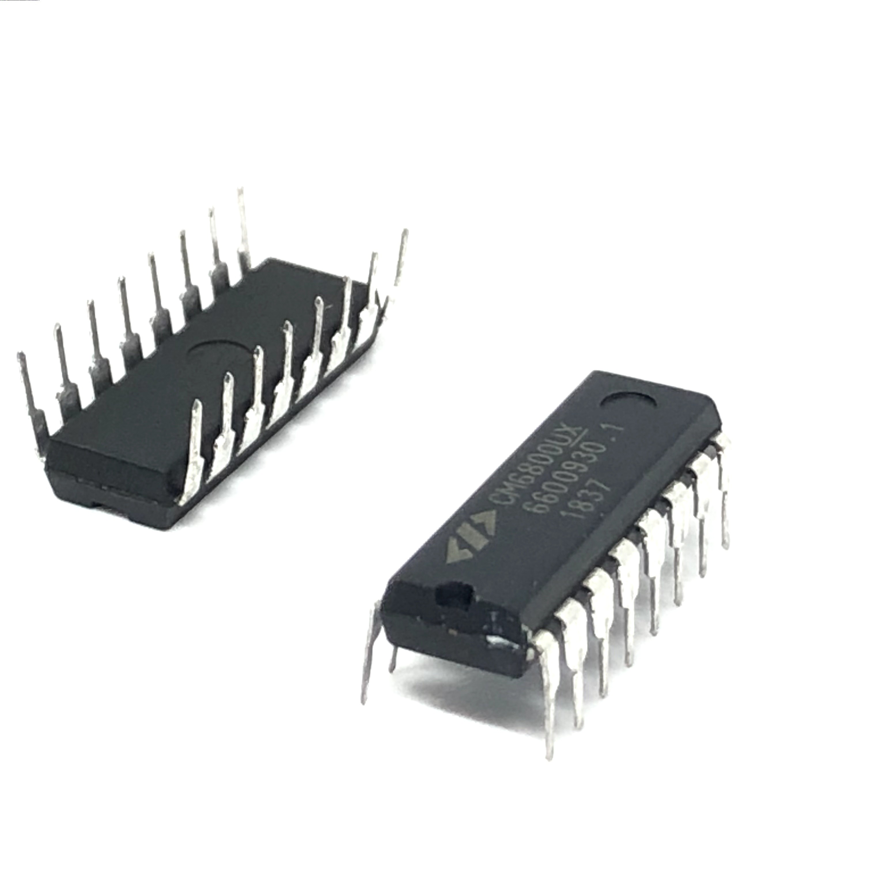 EPM240GT100C3N CPLD Complex Programmable Logic Device Black CPLD - Complex
