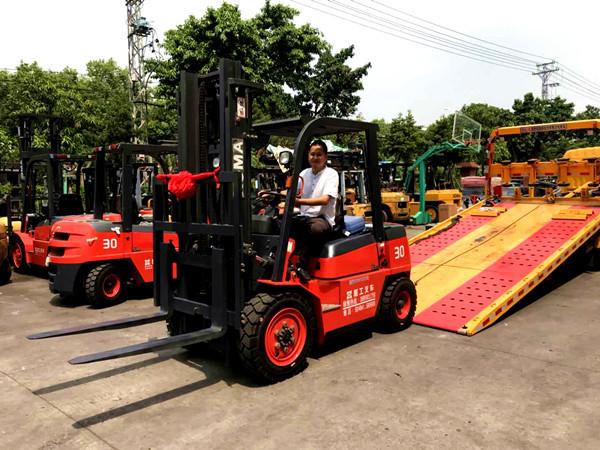 Buy cheap 3-6 Meters Lifting Internal Combustion Forklift For Paper Roll Handling from wholesalers
