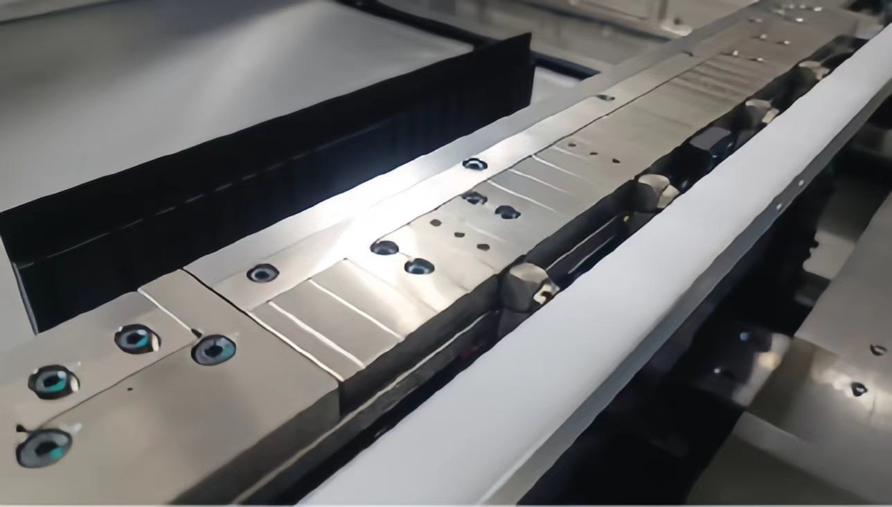 Fully Automatic SMT Printer YSL-GL 1240mm x 1410mm x 1500mm Weight 1200kg Power Consumption 3KW
