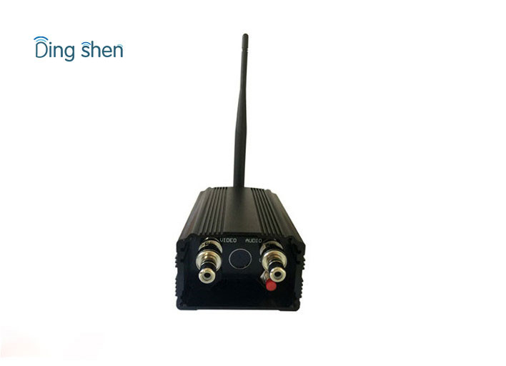 80~100km Lightweight FPV Wireless Video Transmitter 5000mW Drones Sender
