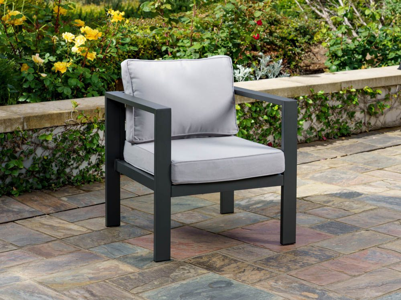 27.5" L x 25.5" W 26" H Aluminum Dining Set with Poly Lumber Tabletop and Umbrella Hole